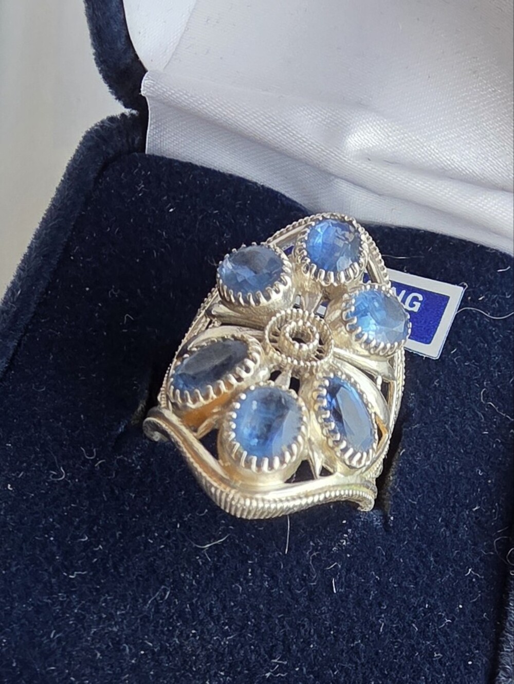 🆕️💙Topaz STERLING SILVER Floral Cluster Size 9